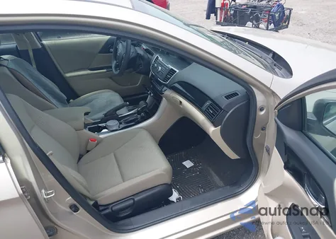 2017 Honda Accord Lx из США, поврежденный, VIN 1HGCR2F39HA131662